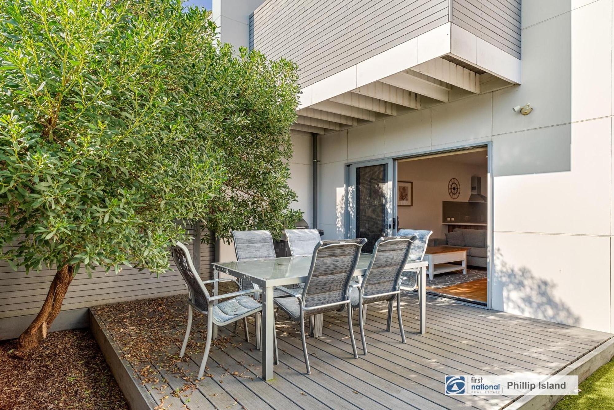3-6 Broughton Ave, Cowes Villa ภายนอก รูปภาพ